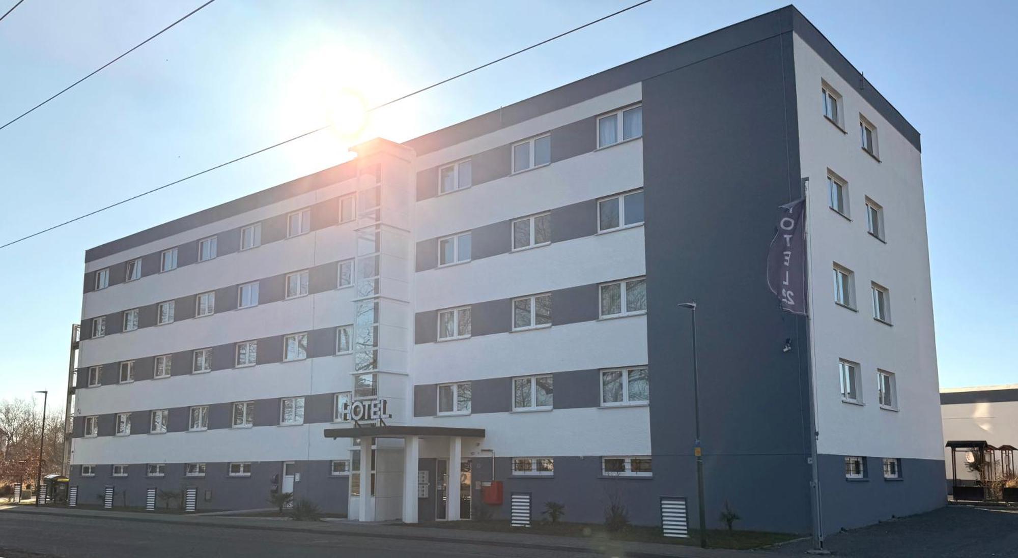 Hotel 22 Dessau-Rosslau Exterior photo
